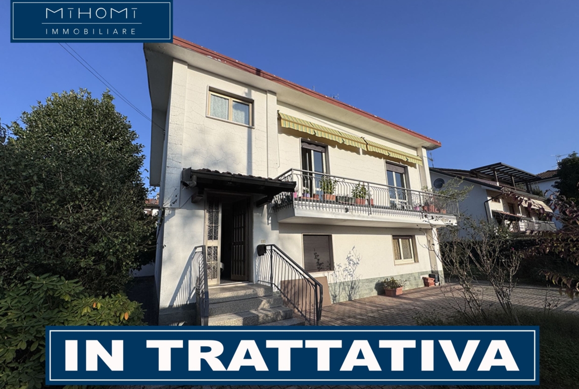 Vedano Olona Villa in Vendita in trattativa